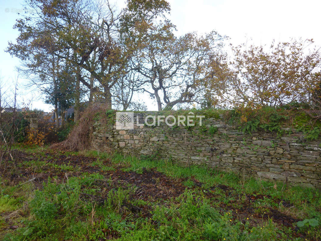 Terrain à LANNION