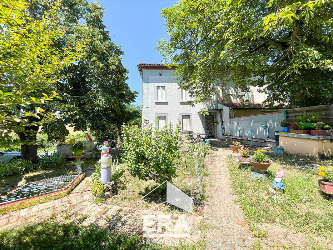 Maison à CARLUS