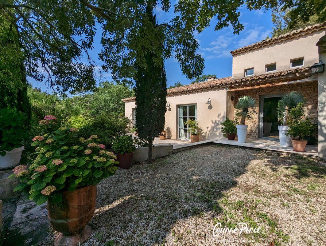 Maison à NIMES