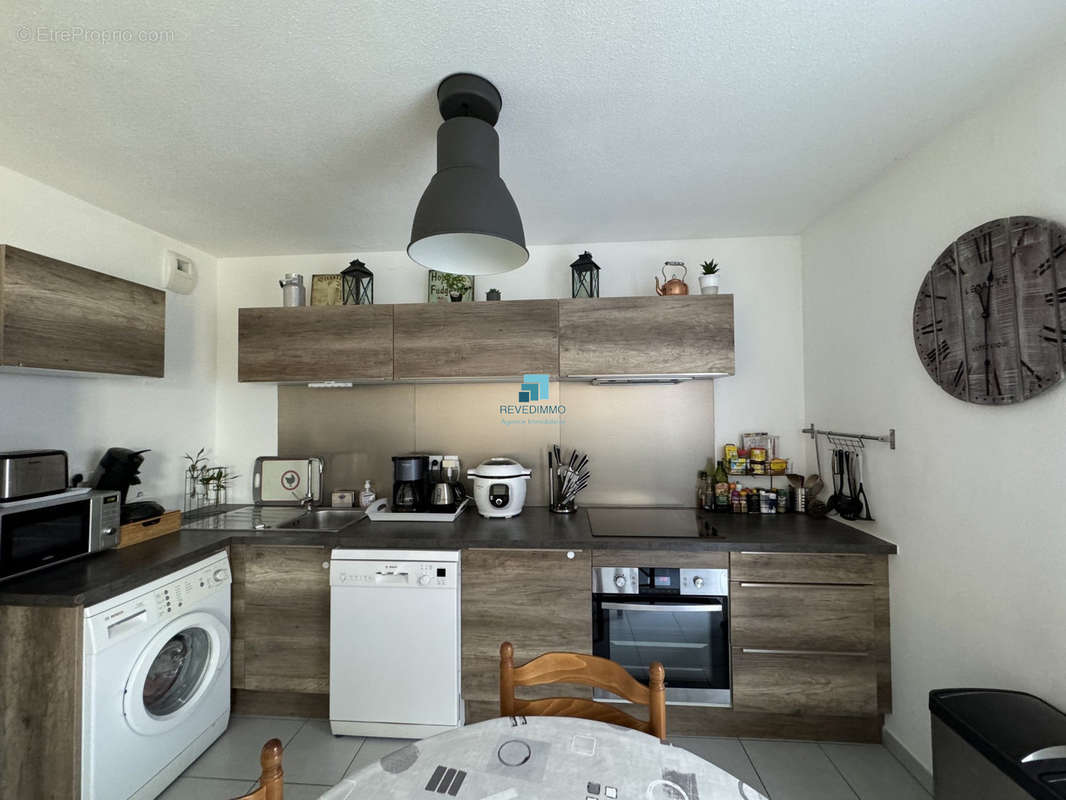 Appartement à ROQUEBRUNE-SUR-ARGENS