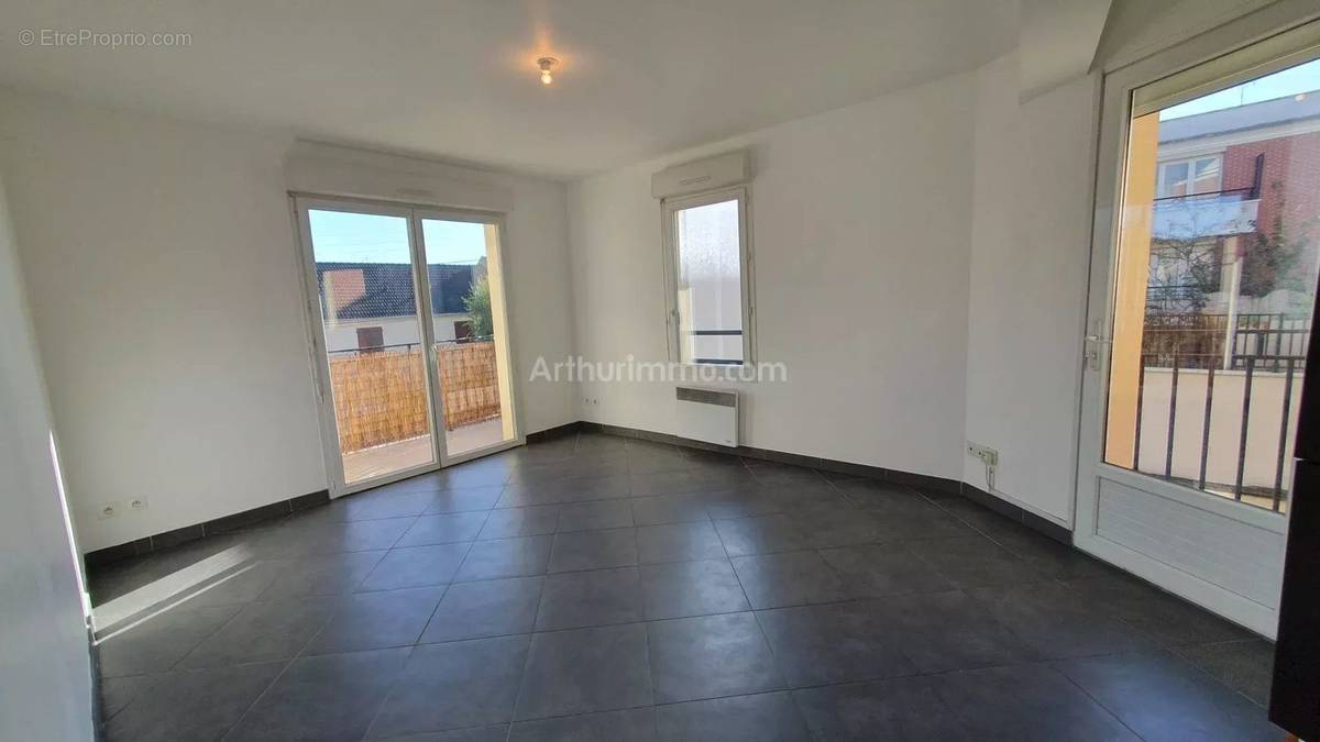 Appartement à VIGNEUX-SUR-SEINE