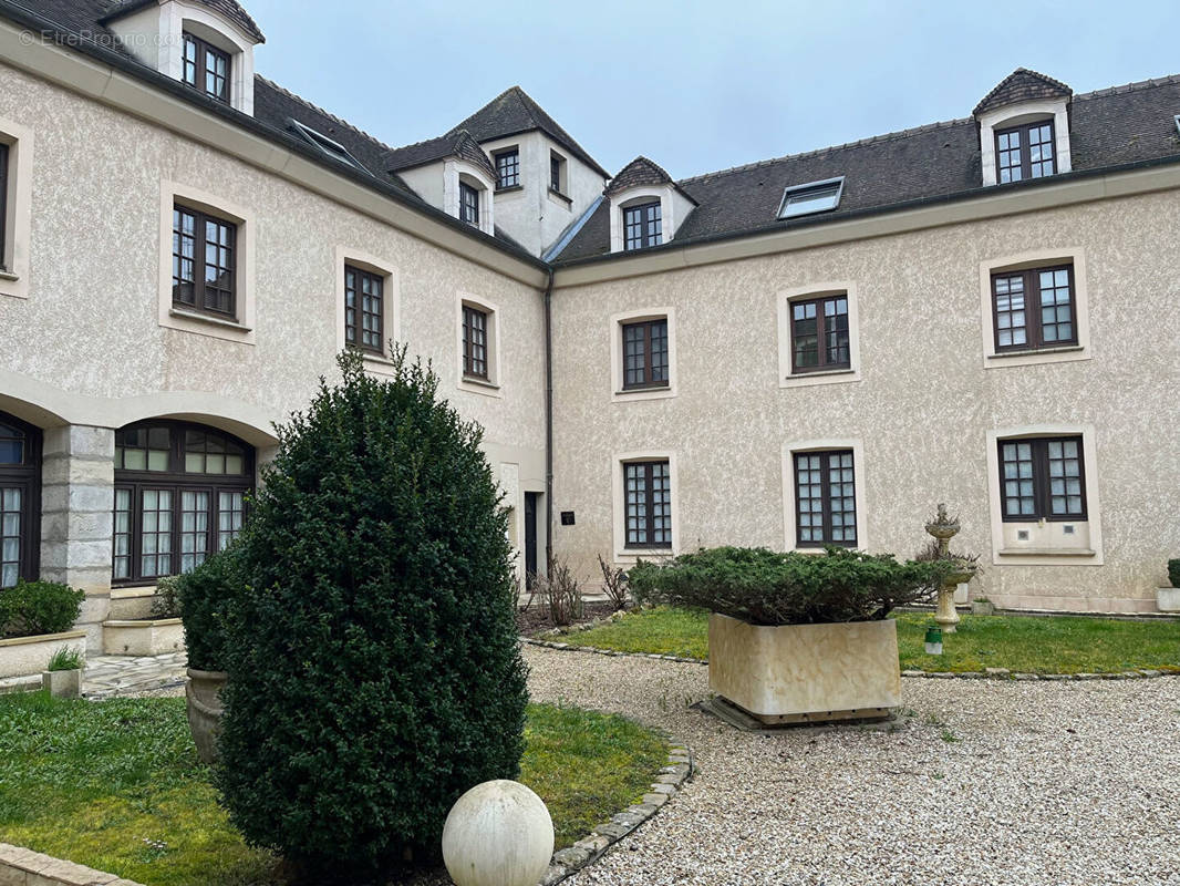 Appartement à ROCHEFORT-EN-YVELINES