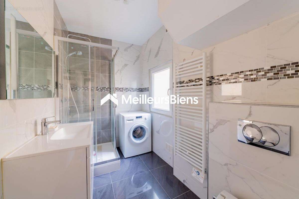 Appartement à PARIS-4E