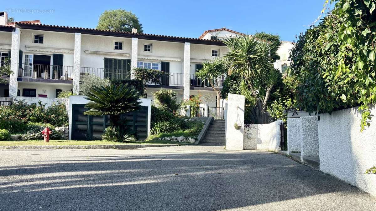 Maison à CAGNES-SUR-MER