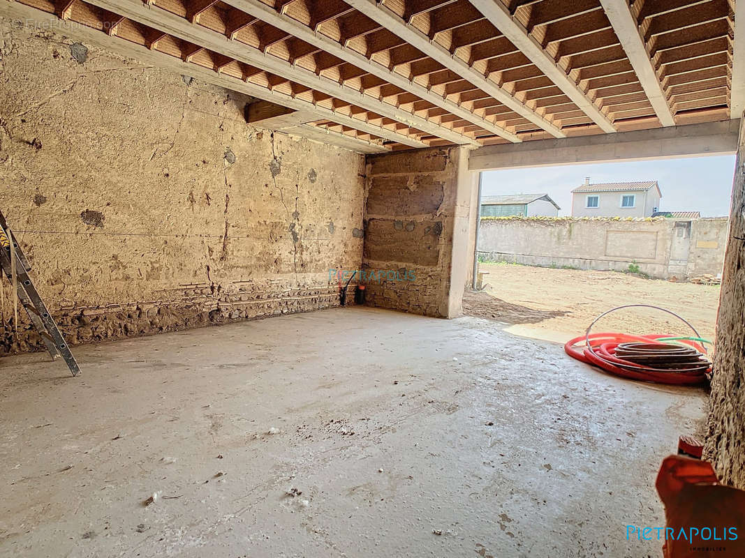 Appartement à CORCELLES-EN-BEAUJOLAIS