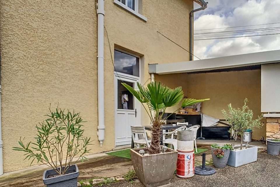 Appartement à VILLEFRANCHE-SUR-SAONE