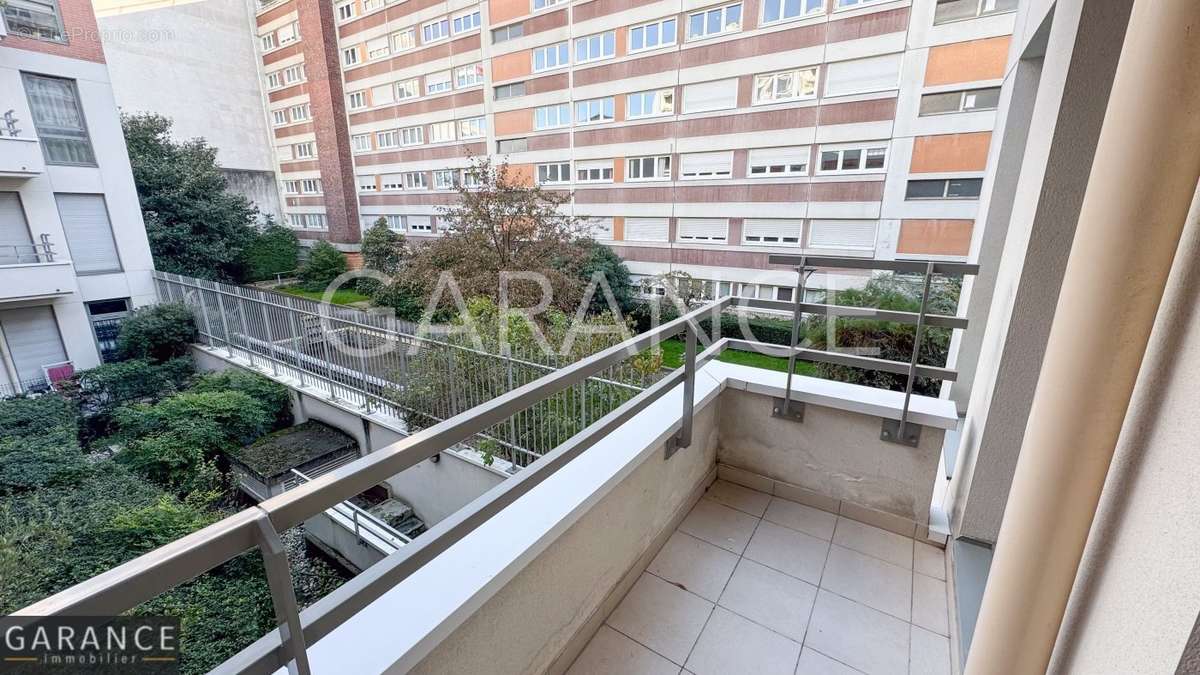 Appartement à PARIS-12E