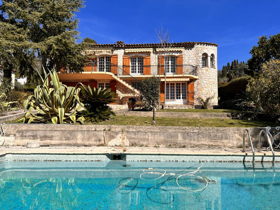 Maison à MOUGINS