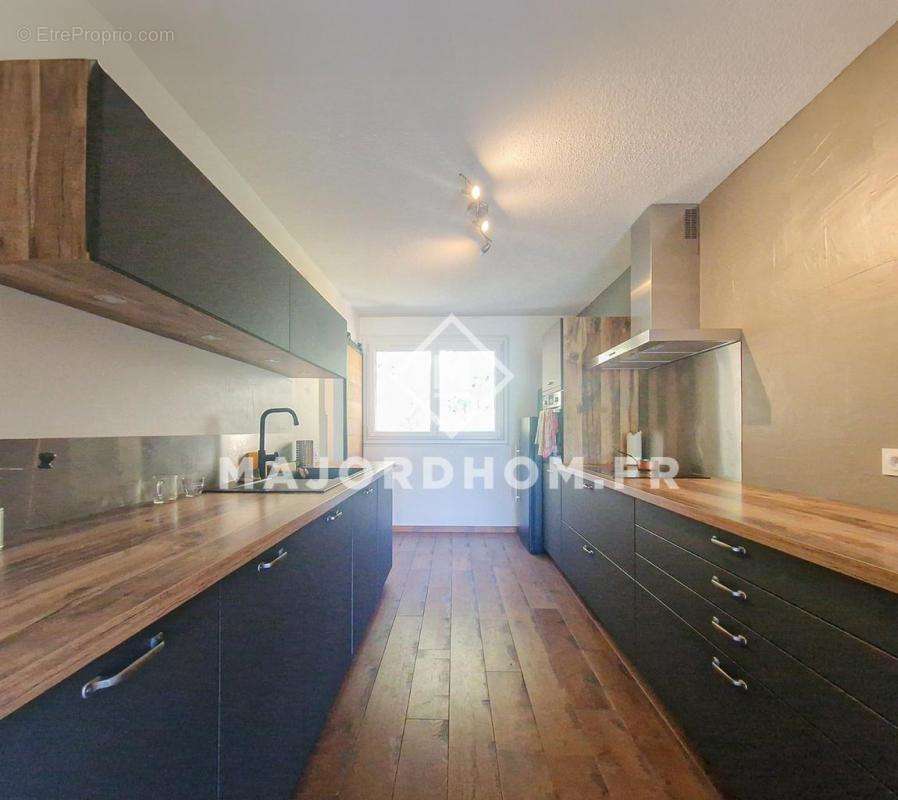 Appartement à MARSEILLE-8E