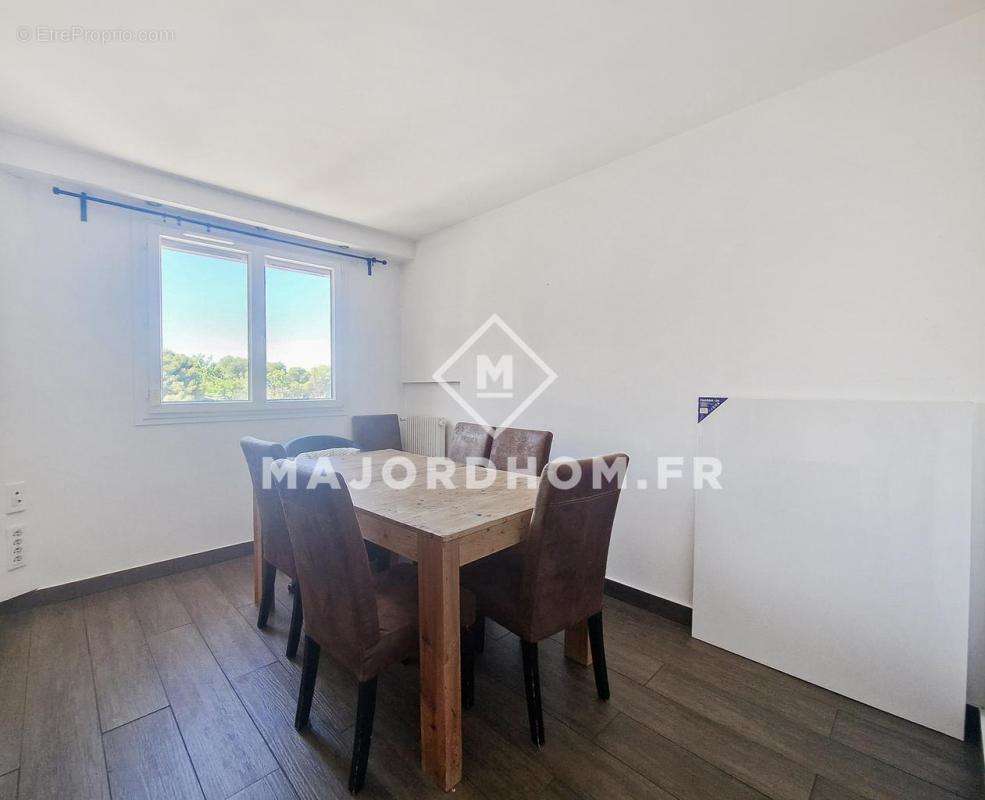 Appartement à MARSEILLE-8E