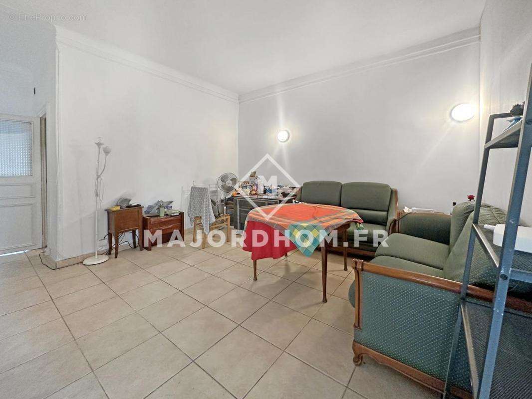 Appartement à MARSEILLE-6E