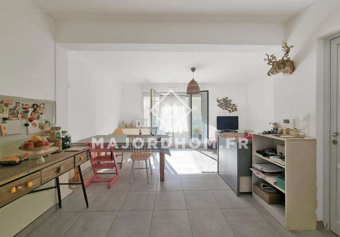 Appartement à MARSEILLE-6E