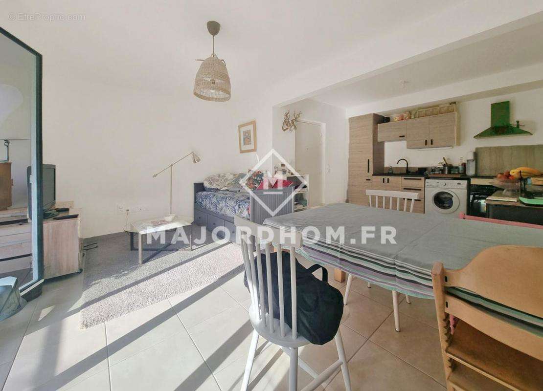 Appartement à MARSEILLE-6E