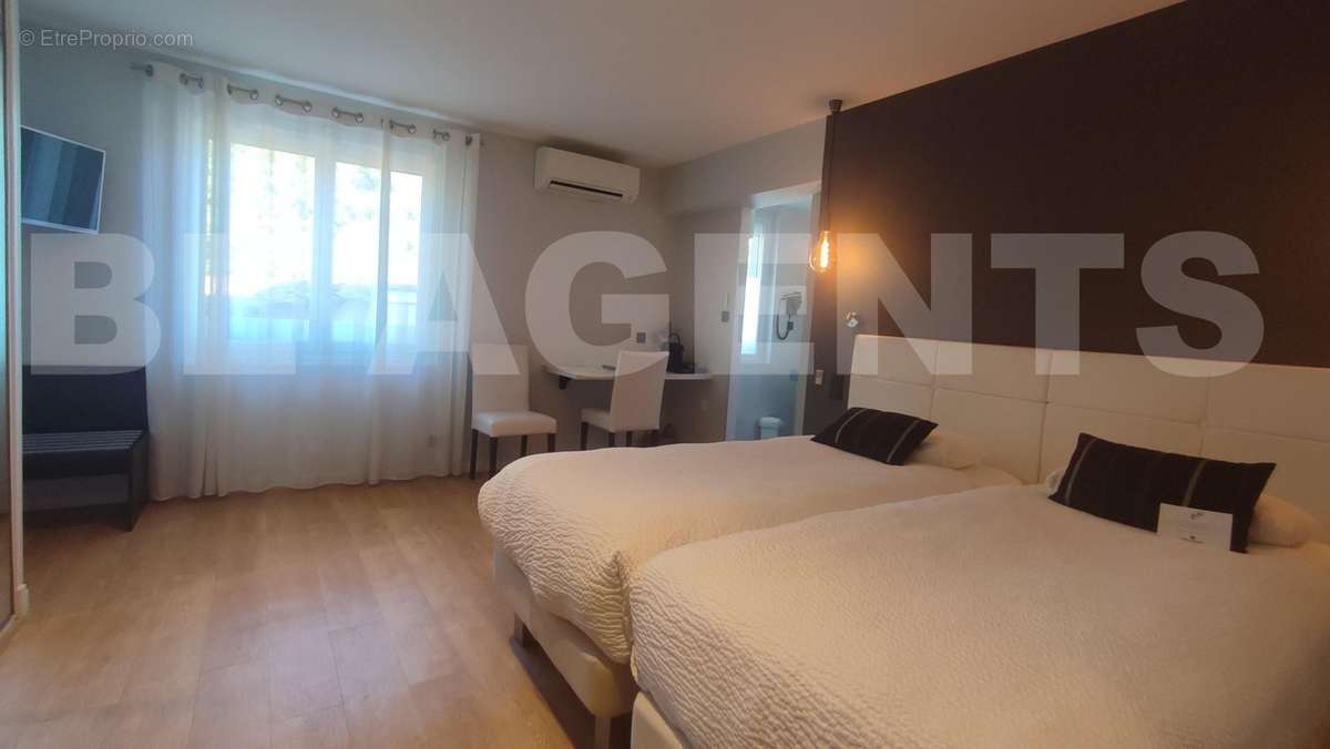 1729270825921 - Appartement à SAINT-REMY