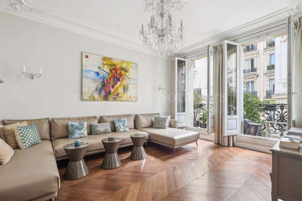 Maison à PARIS-6E