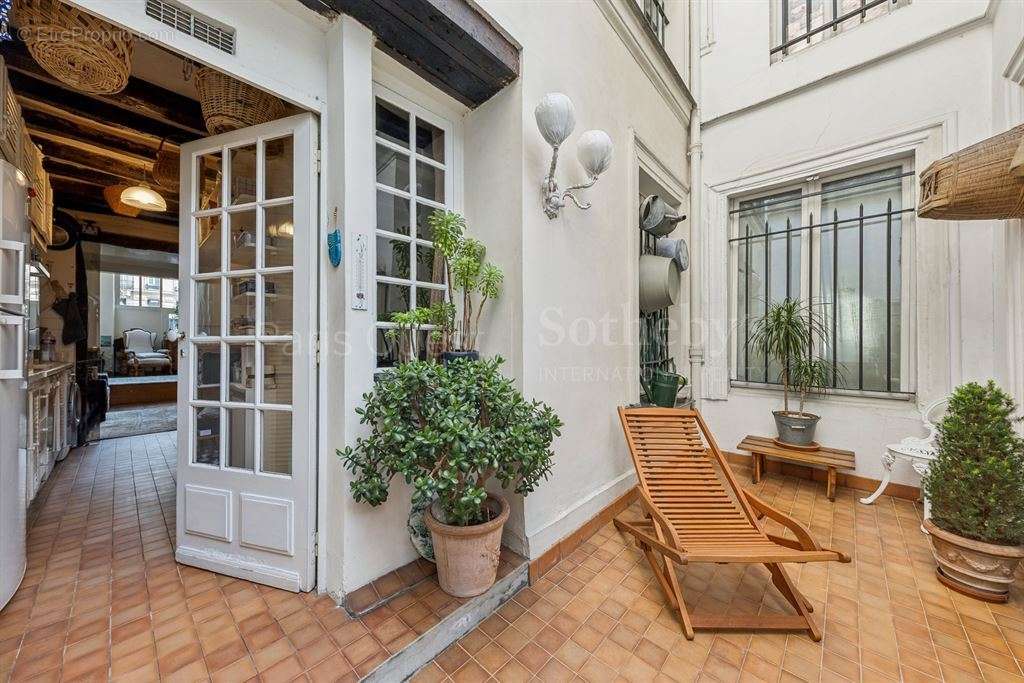 Appartement à PARIS-9E