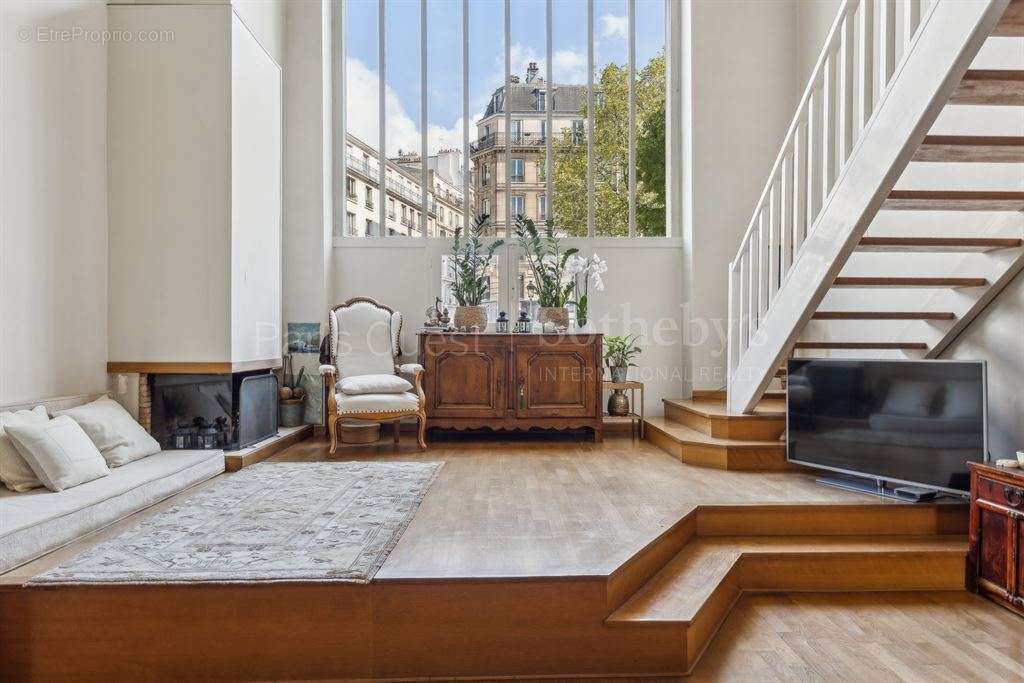 Appartement à PARIS-9E