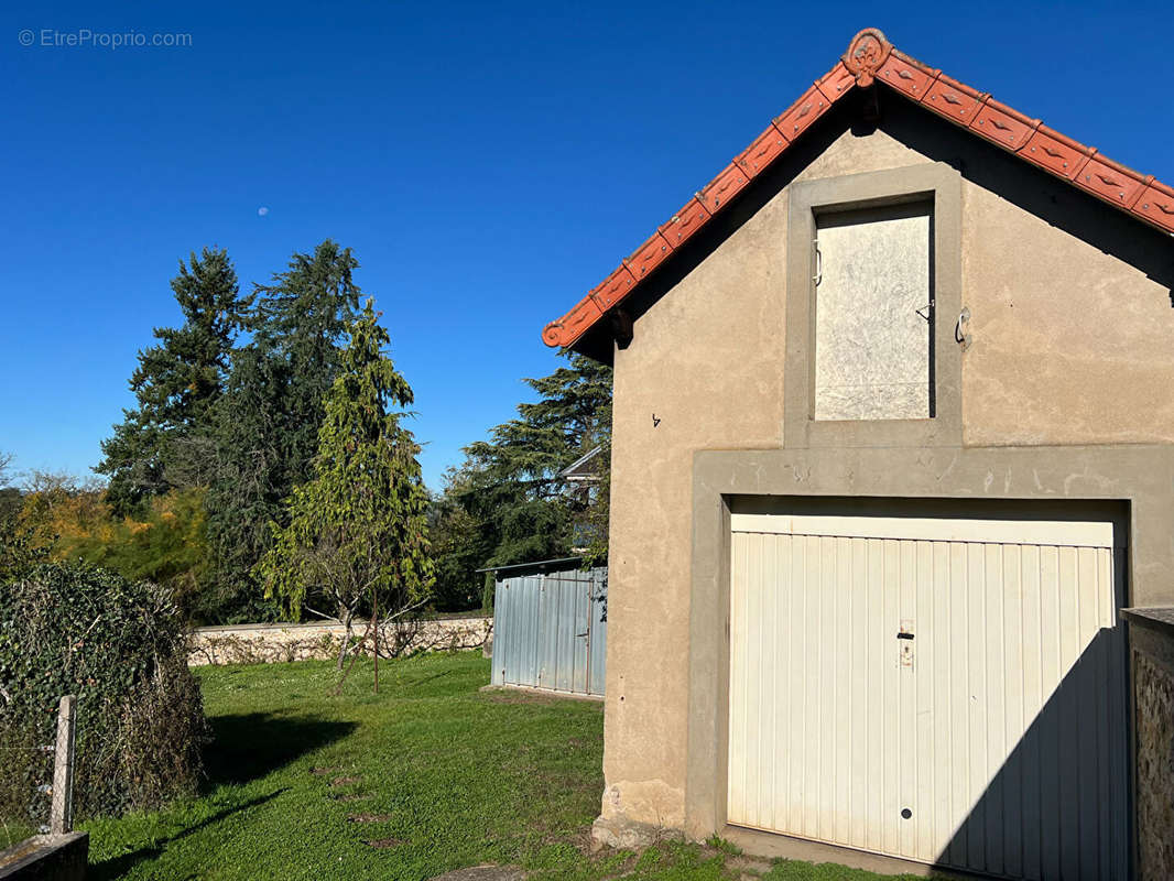 Maison à NERIS-LES-BAINS