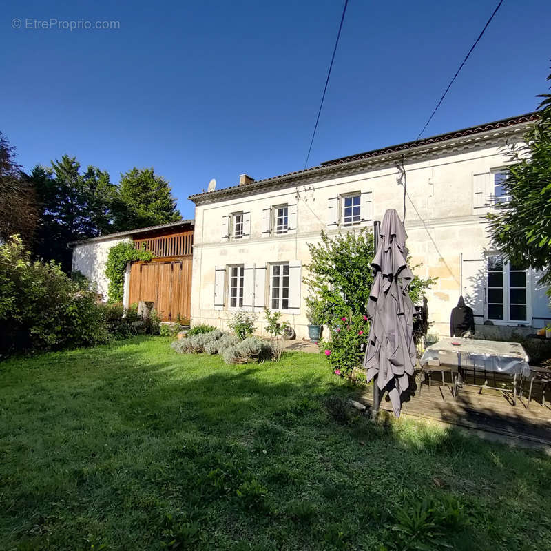 Maison à ECHEBRUNE