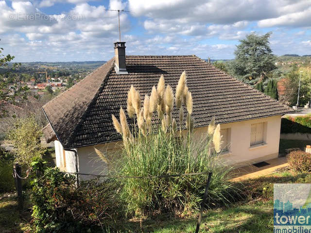 Maison à VILLEFRANCHE-DE-ROUERGUE