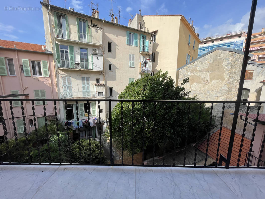 Appartement à MENTON