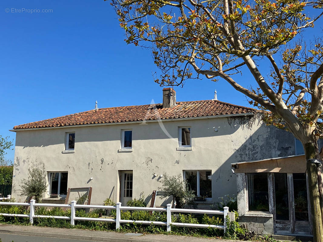 Maison à PETOSSE