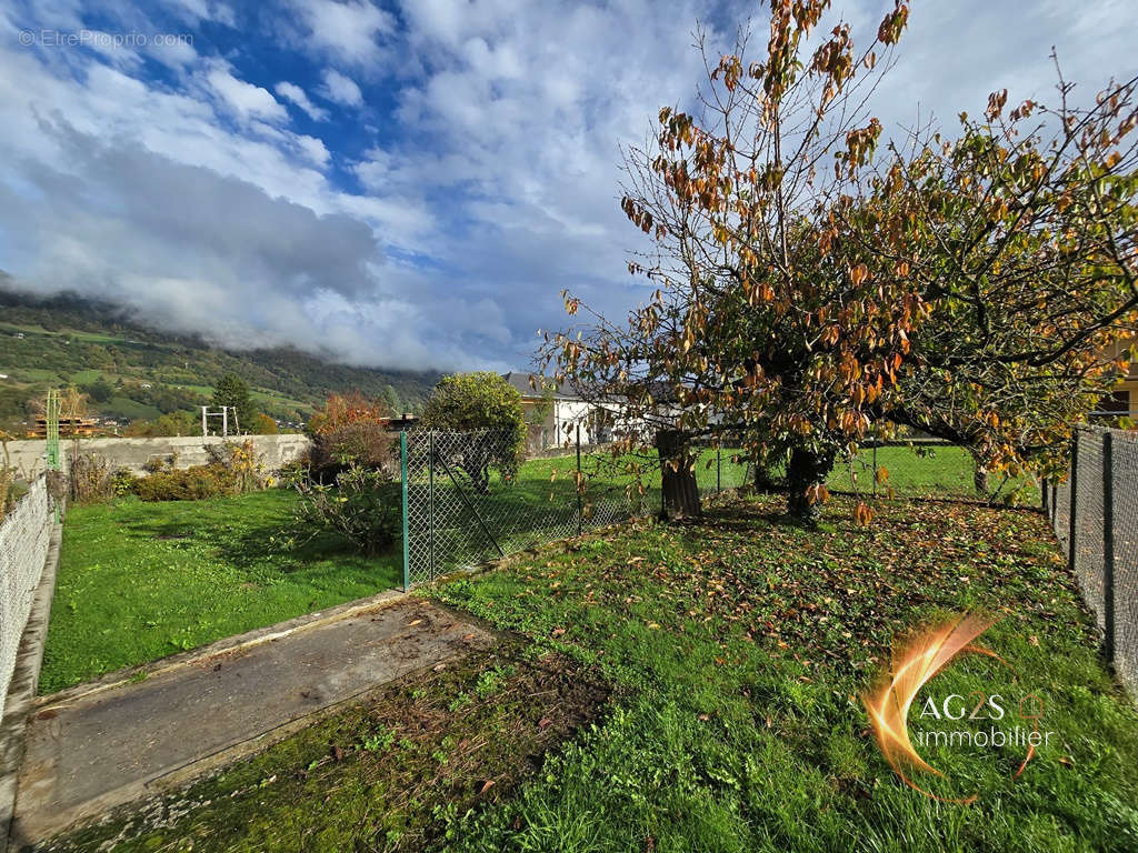 Maison à LA ROCHETTE