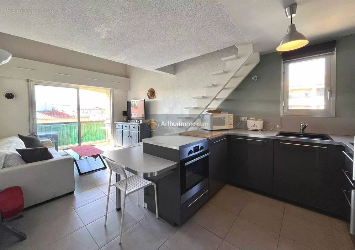 Appartement à FREJUS