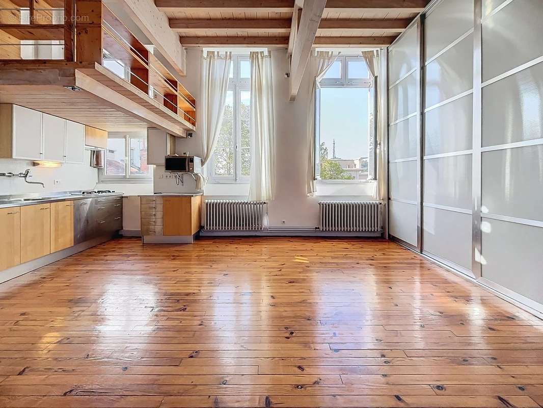 Appartement à LYON-1E