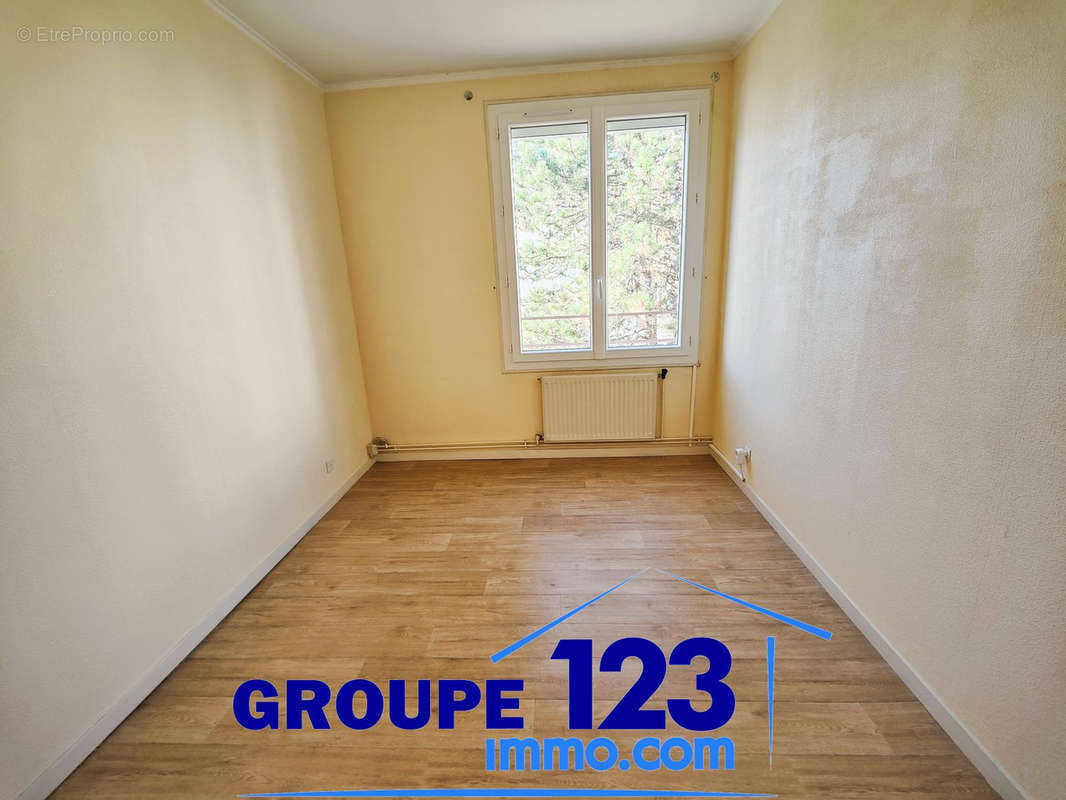 Appartement à MIGENNES