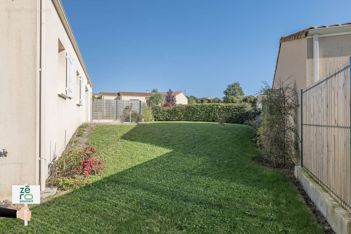 Maison à POUZAUGES