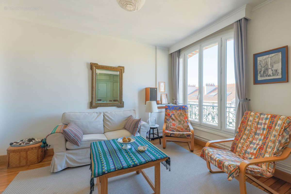 Appartement à MONTROUGE