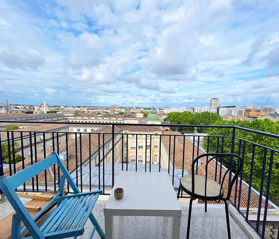 Appartement à BORDEAUX