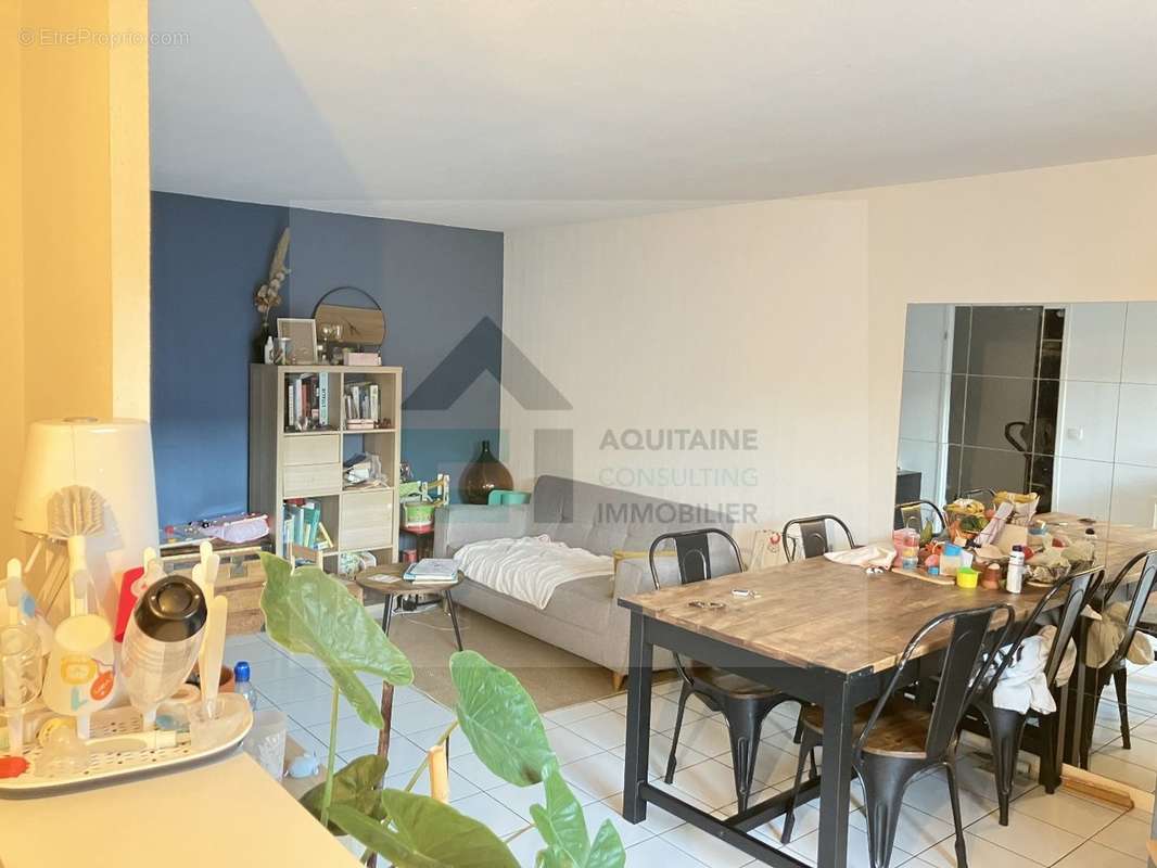 Appartement à BORDEAUX