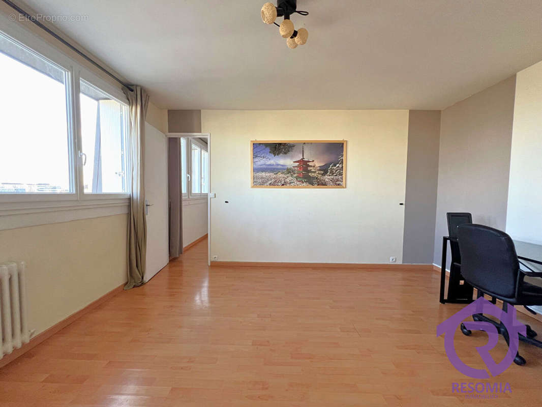 Appartement à CHATILLON