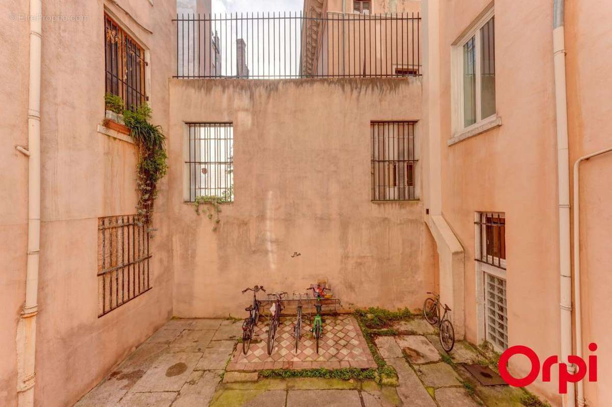 Appartement à LYON-1E