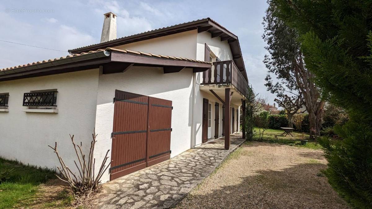 Maison à SAINT-LOUBES