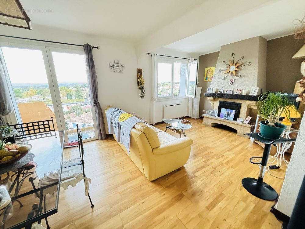 Appartement à CLERMONT-L&#039;HERAULT