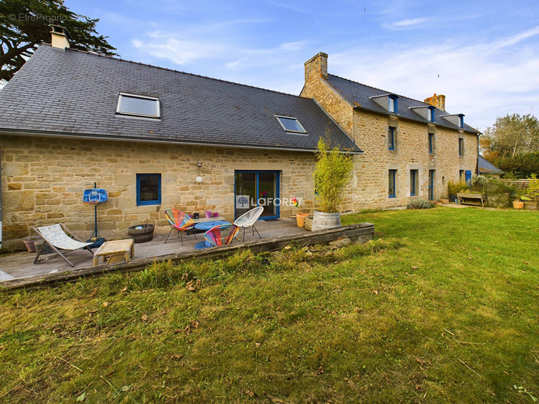 Maison à SAINT-JEAN-TROLIMON