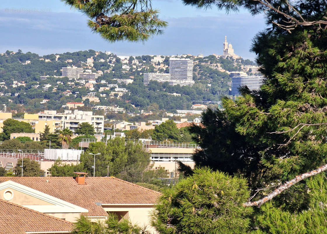 Appartement à MARSEILLE-9E