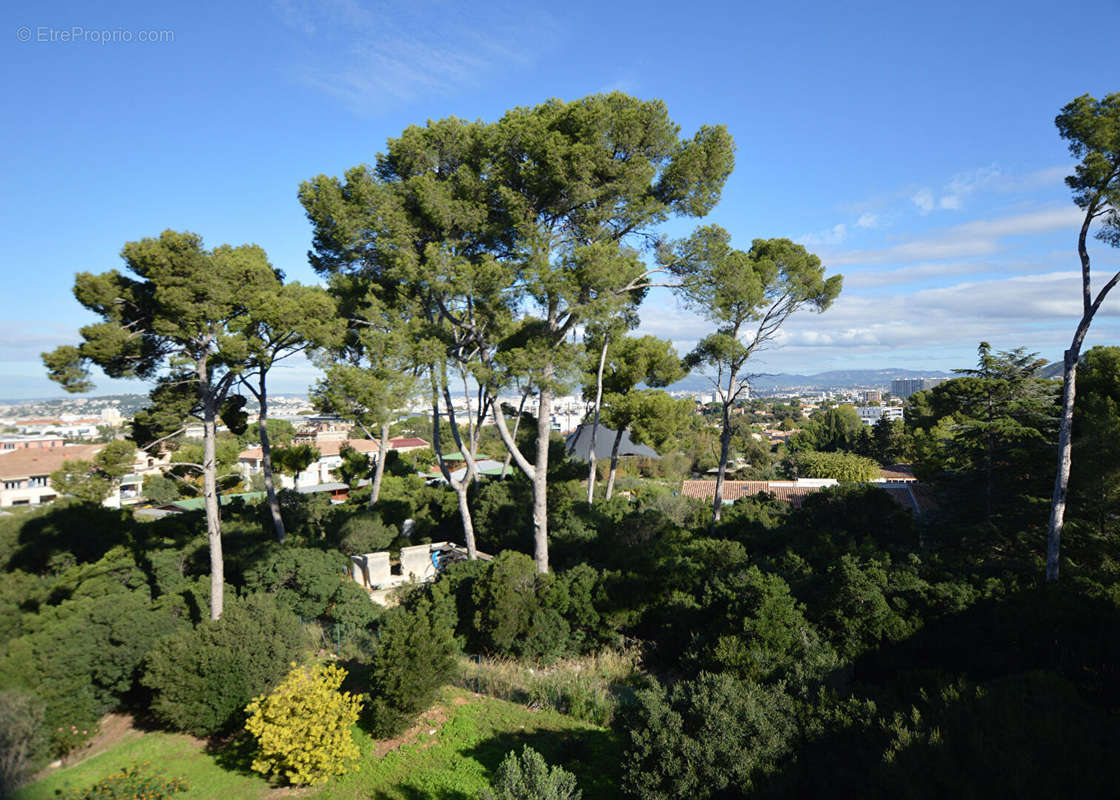 Appartement à MARSEILLE-9E