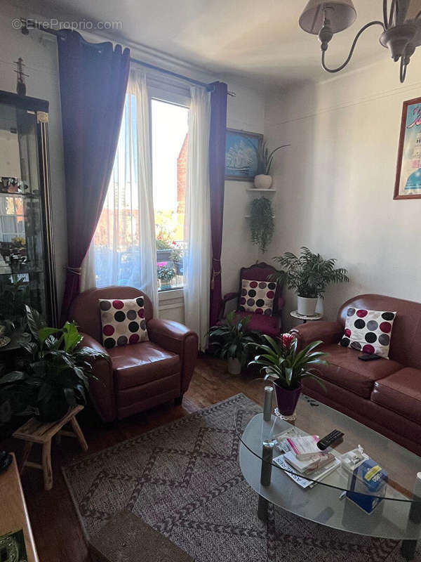 Appartement à ASNIERES-SUR-SEINE