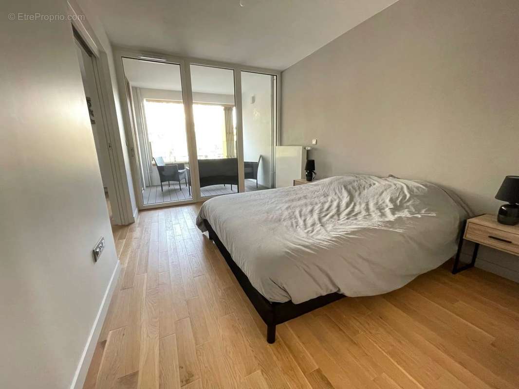 Appartement à PARIS-12E