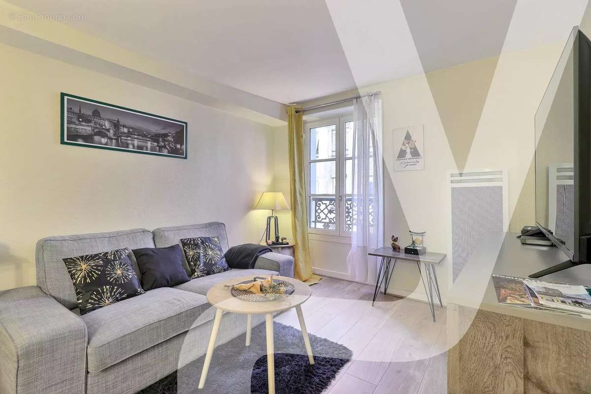 Appartement à PARIS-9E