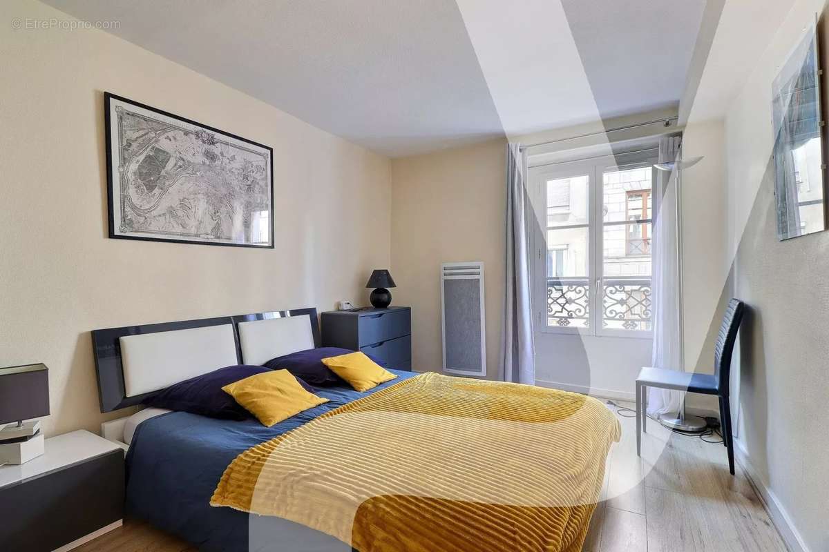 Appartement à PARIS-9E