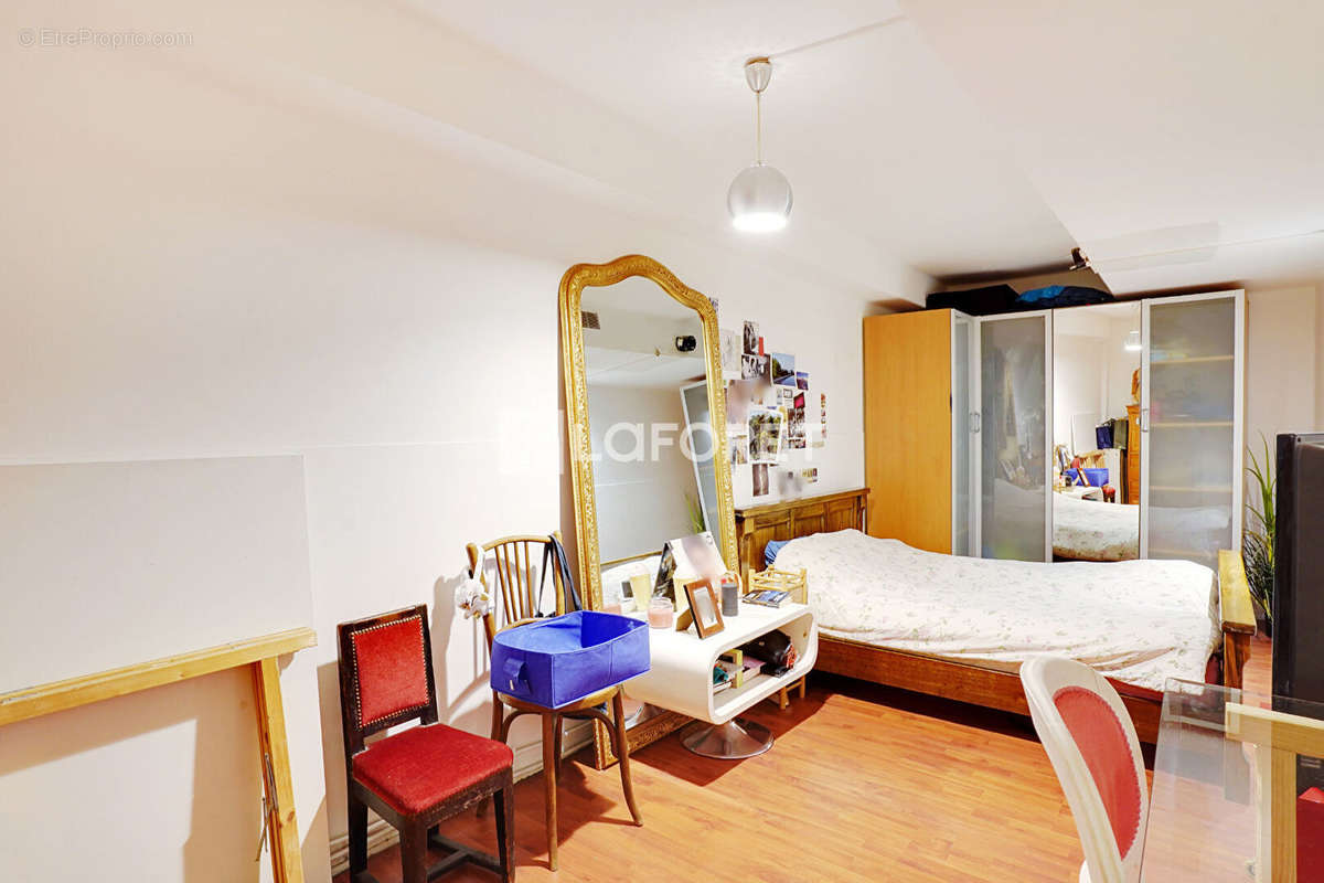 Appartement à PARIS-12E