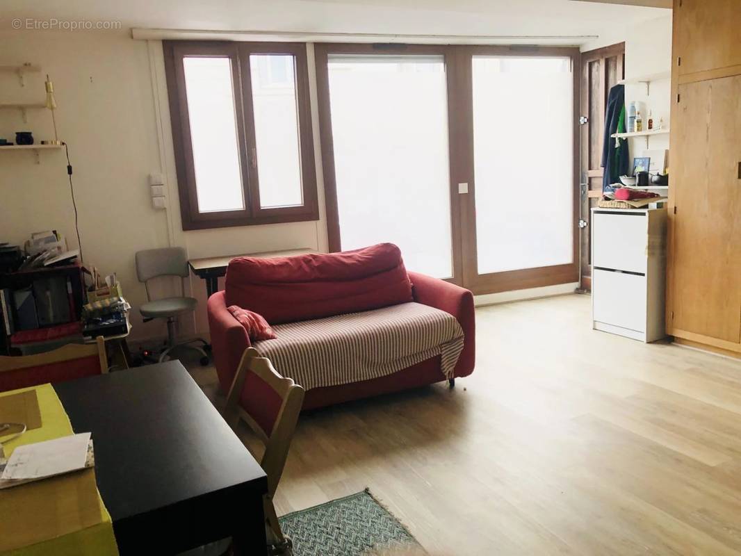 Appartement à PARIS-19E