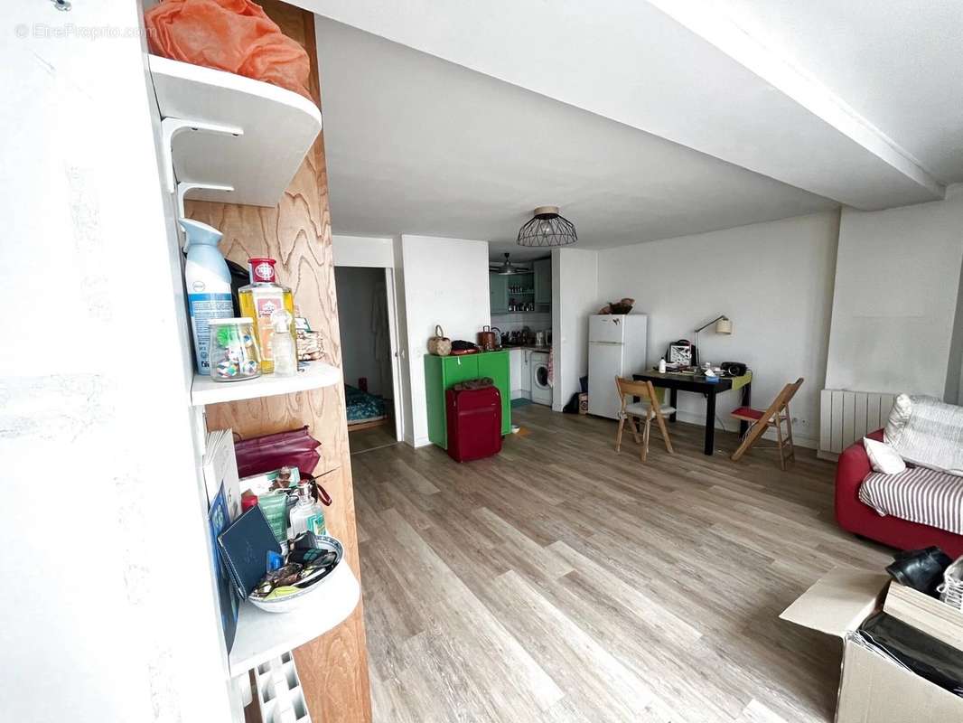 Appartement à PARIS-19E