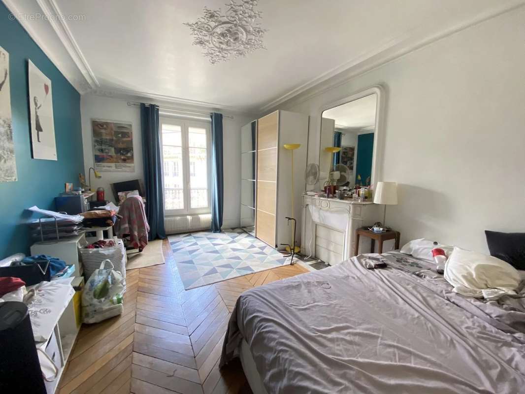 Appartement à PARIS-10E