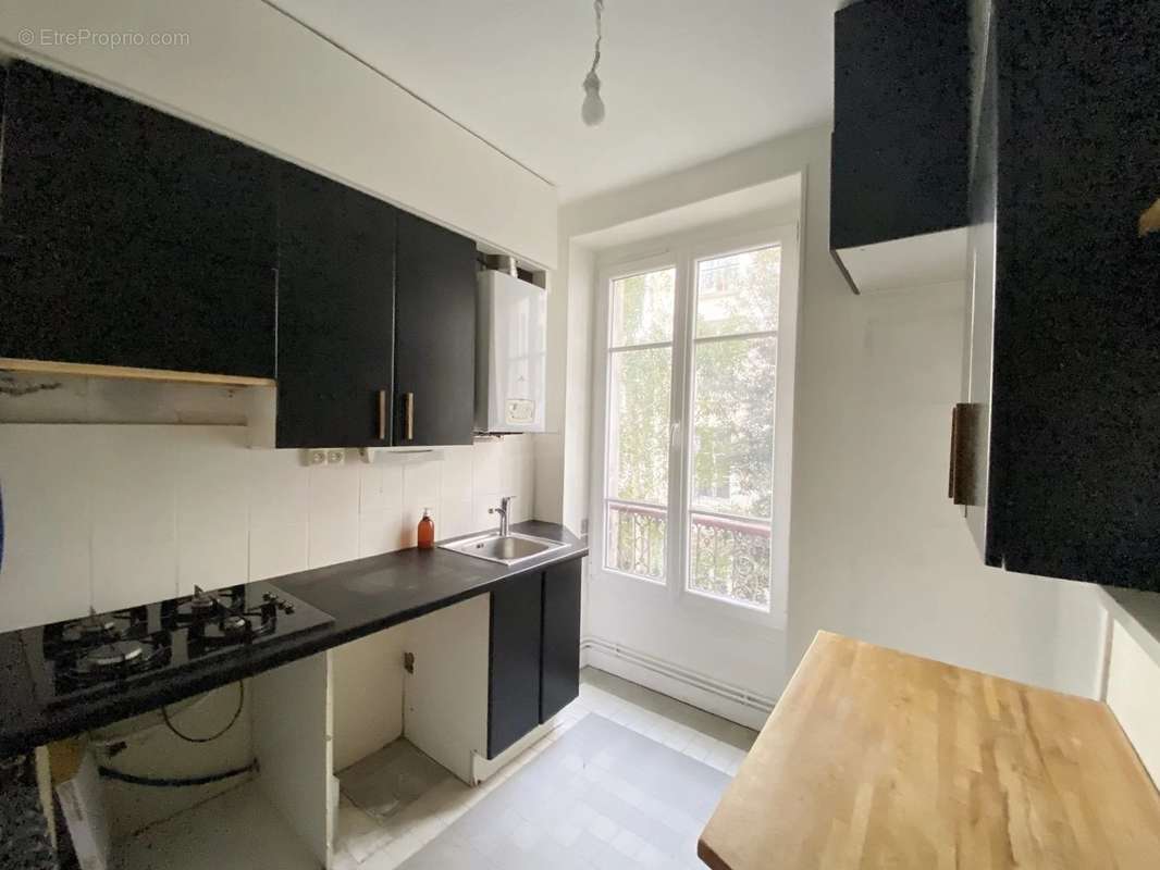 Appartement à PARIS-10E